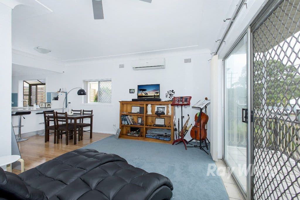 21 Lock Street, SMYTHESDALE VIC 3351, Smythesdale Property Image - Thumbnail 2