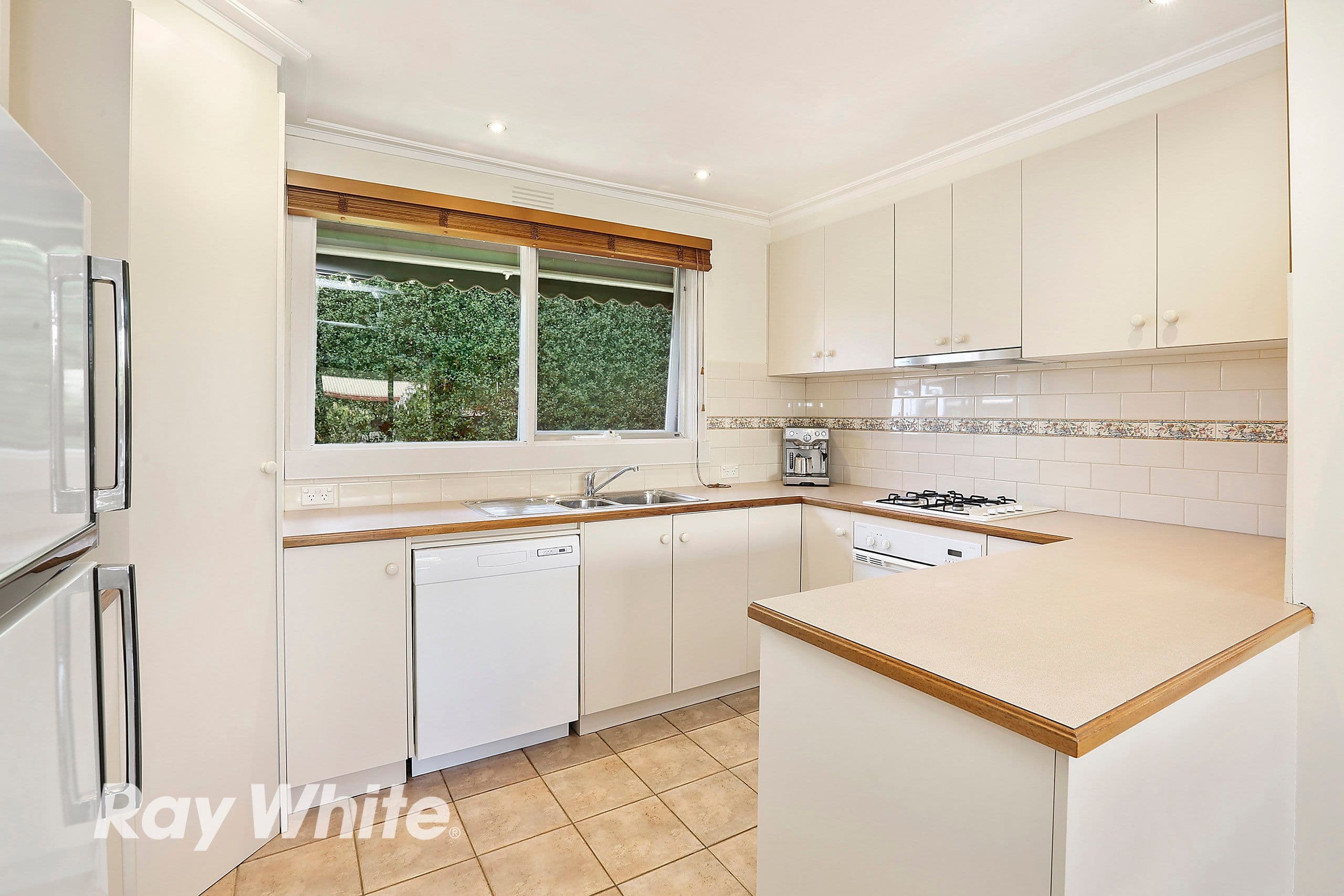 12 Riatta Avenue, Grovedale VIC 3216, Grovedale - Thumbnail 4