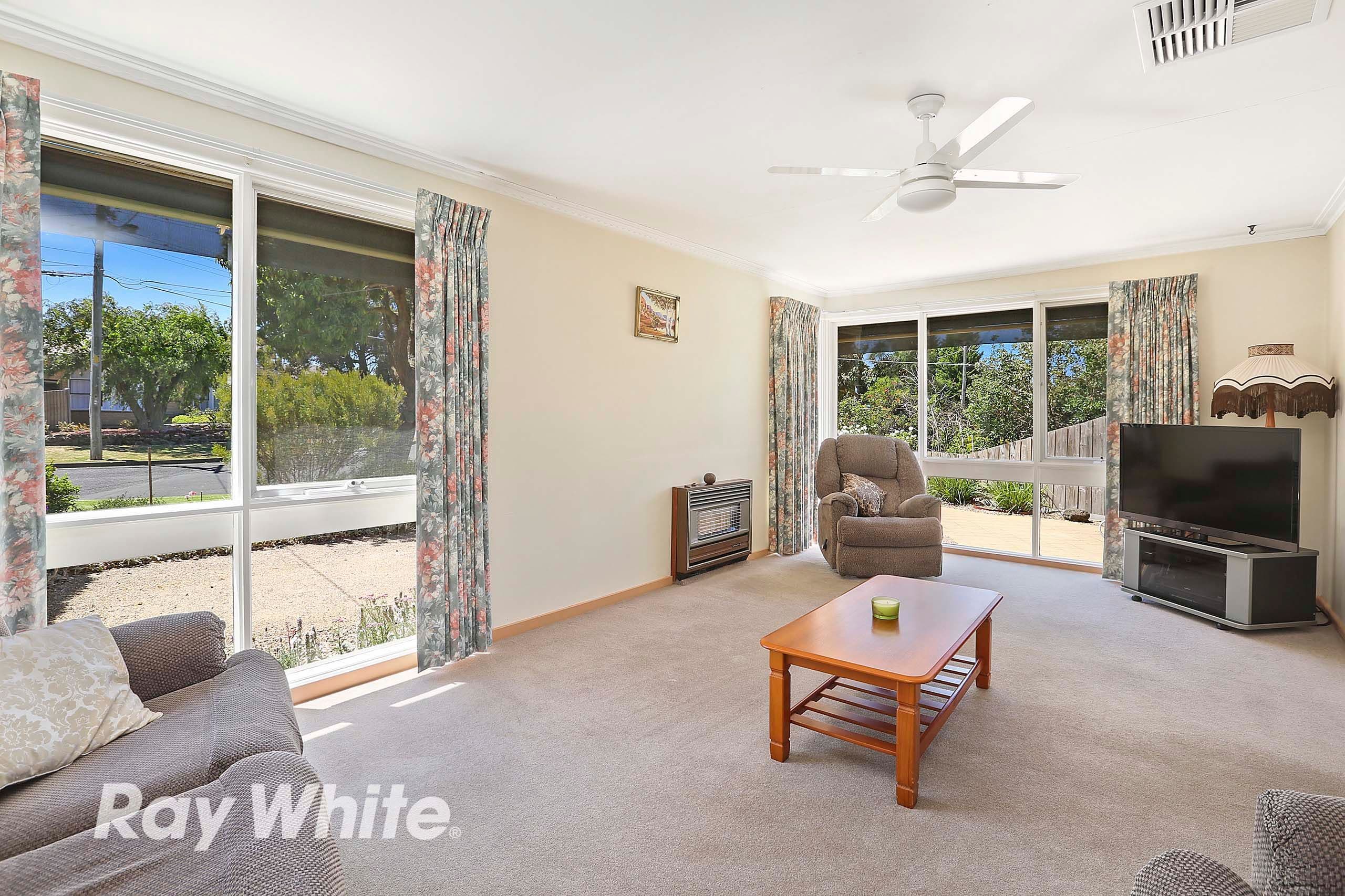 12 Riatta Avenue, Grovedale VIC 3216, Grovedale - Thumbnail 2
