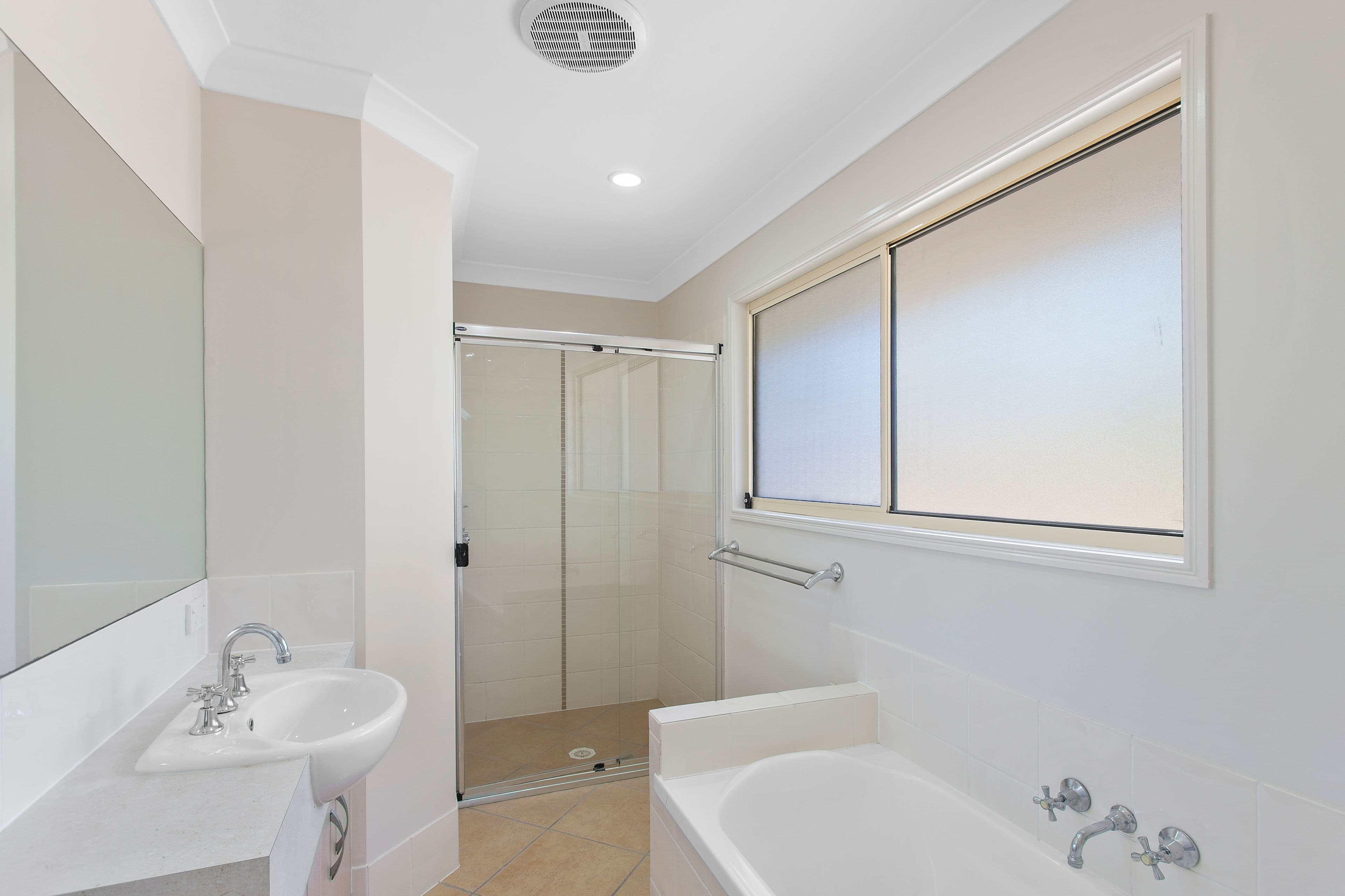 21 Wendy Court, Upper Coomera QLD 4209, Upper Coomera - Thumbnail 8