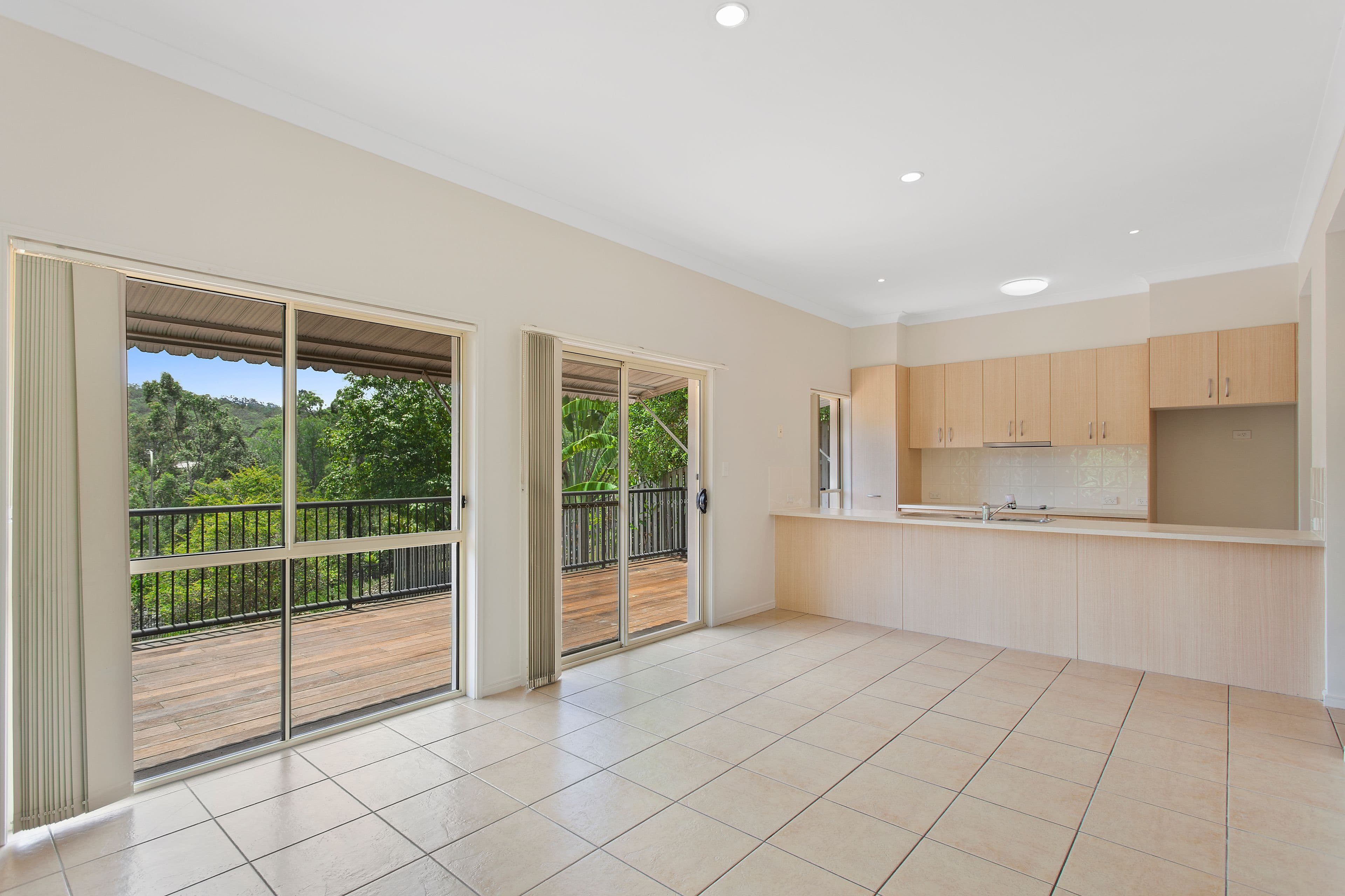 21 Wendy Court, Upper Coomera QLD 4209, Upper Coomera - Thumbnail 4