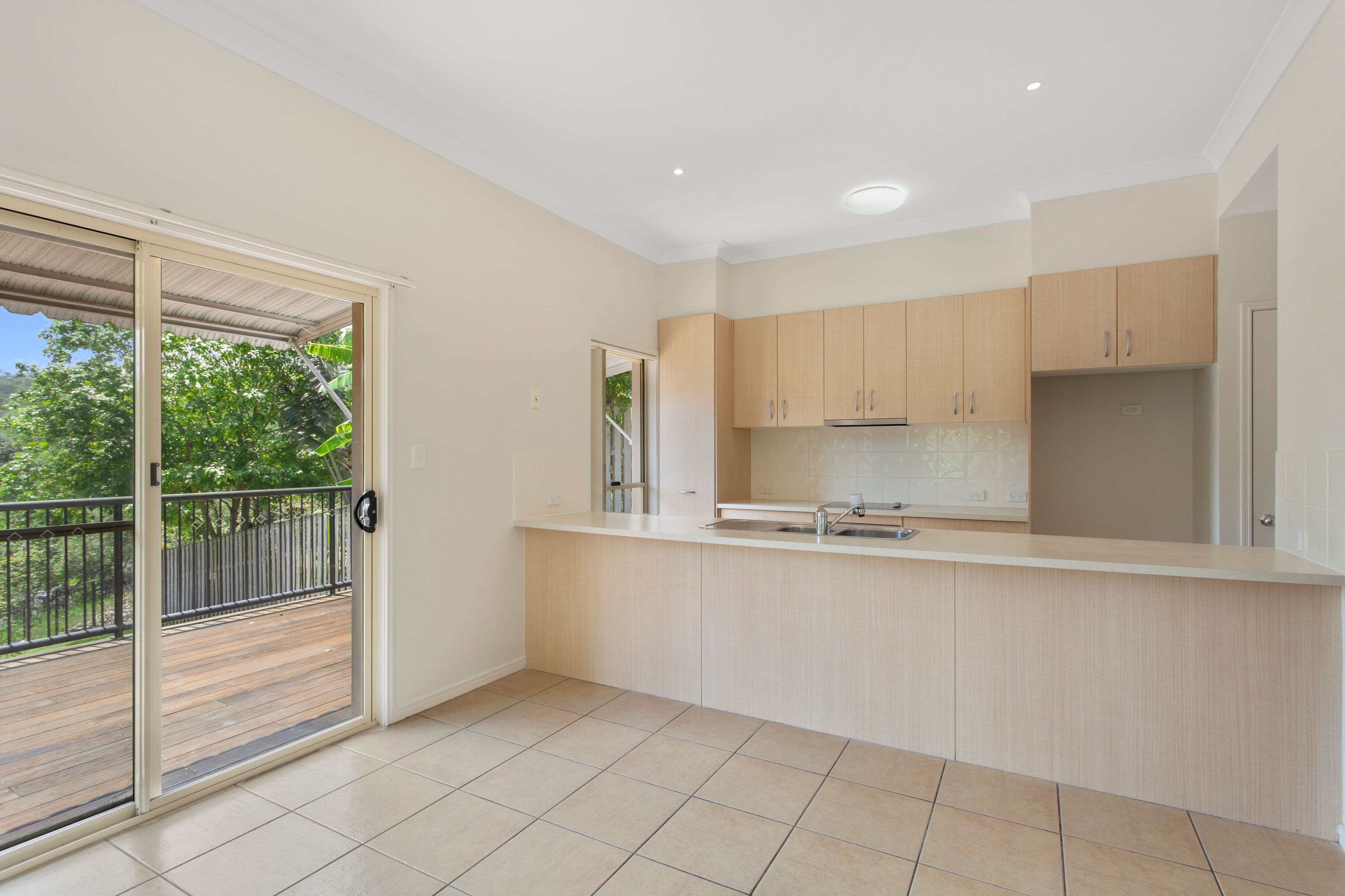 21 Wendy Court, Upper Coomera QLD 4209, Upper Coomera - Thumbnail 3