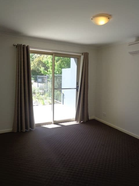3/15 Oliver Street, Lyneham ACT 2602, Lyneham - Thumbnail 2