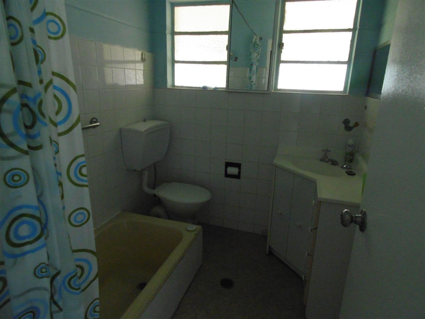 18 Hartigan Avenue, Parkes - Thumbnail 4