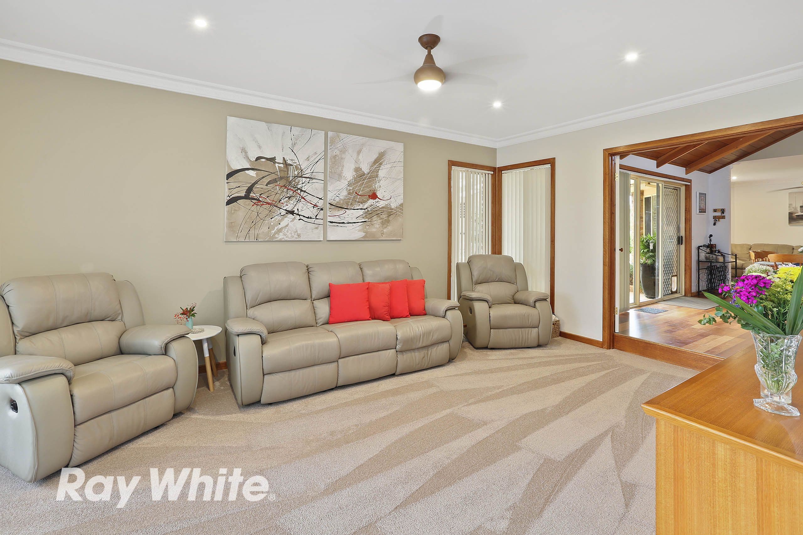 6 Loretta Close, Lara VIC 3212, Lara - Thumbnail 2