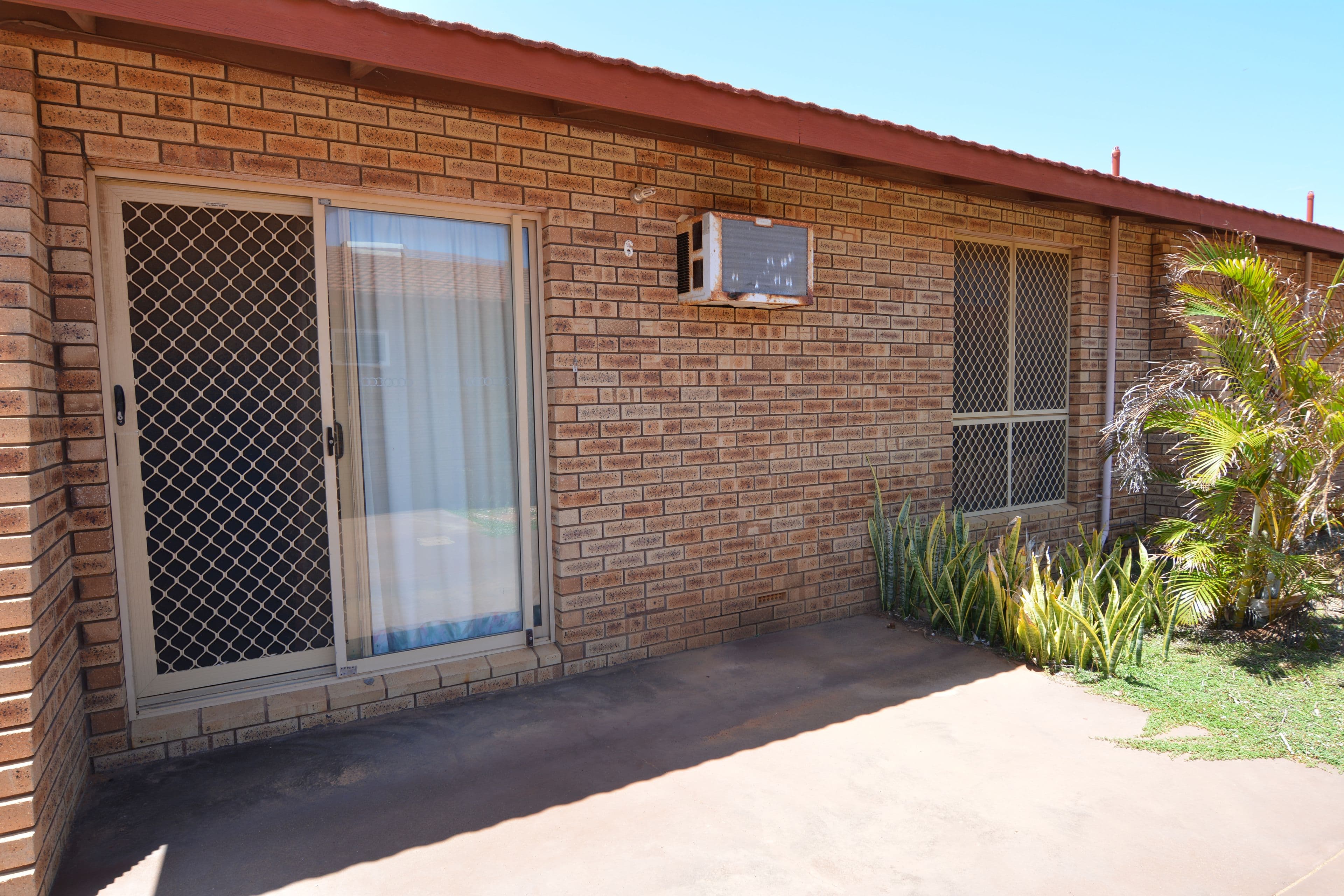Unit 6/6-8 Wooramel Street, Carnarvon WA 6701, Carnarvon - Image 1