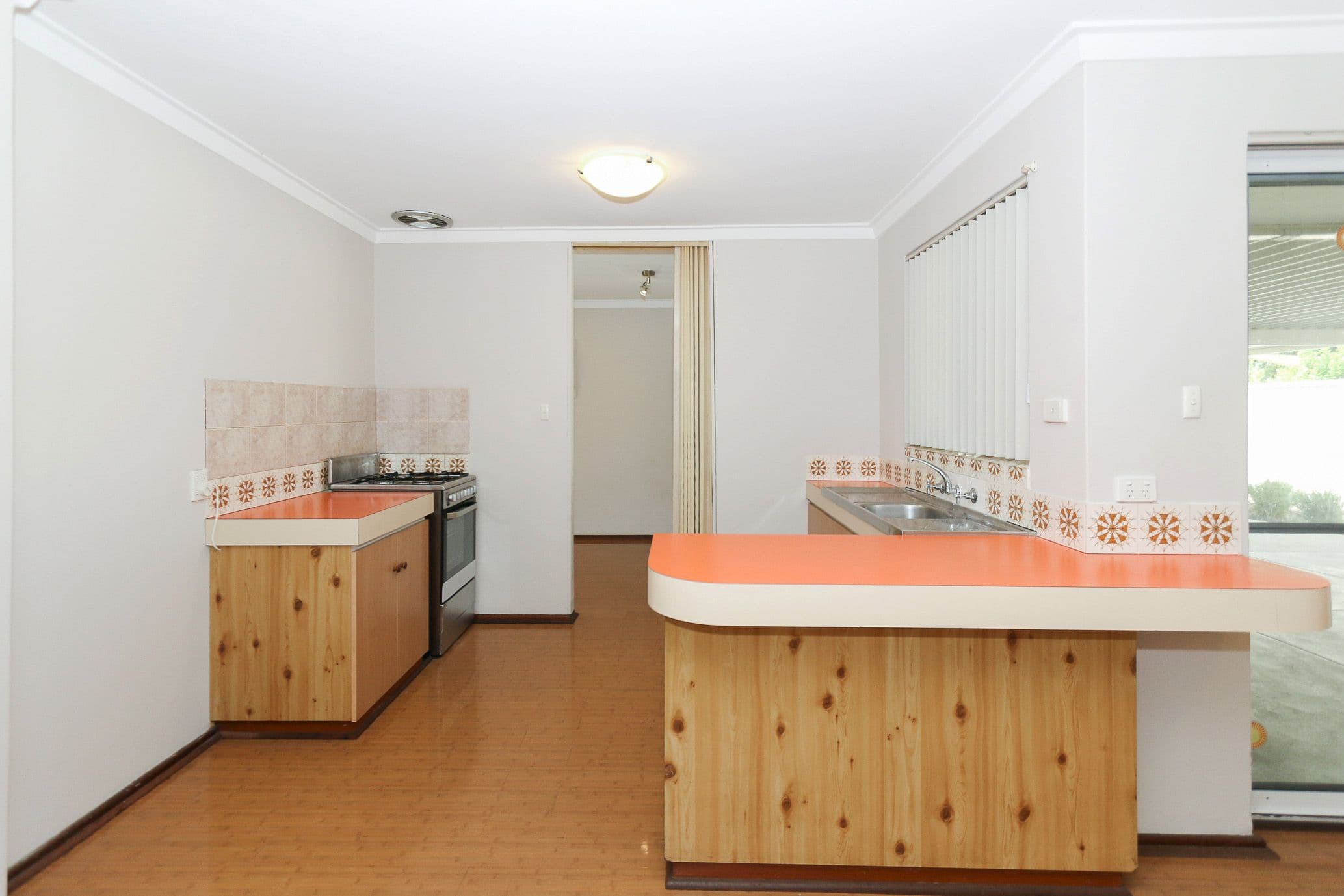35 Pilkington Circus, Beechboro WA 6063, Beechboro - Thumbnail 8