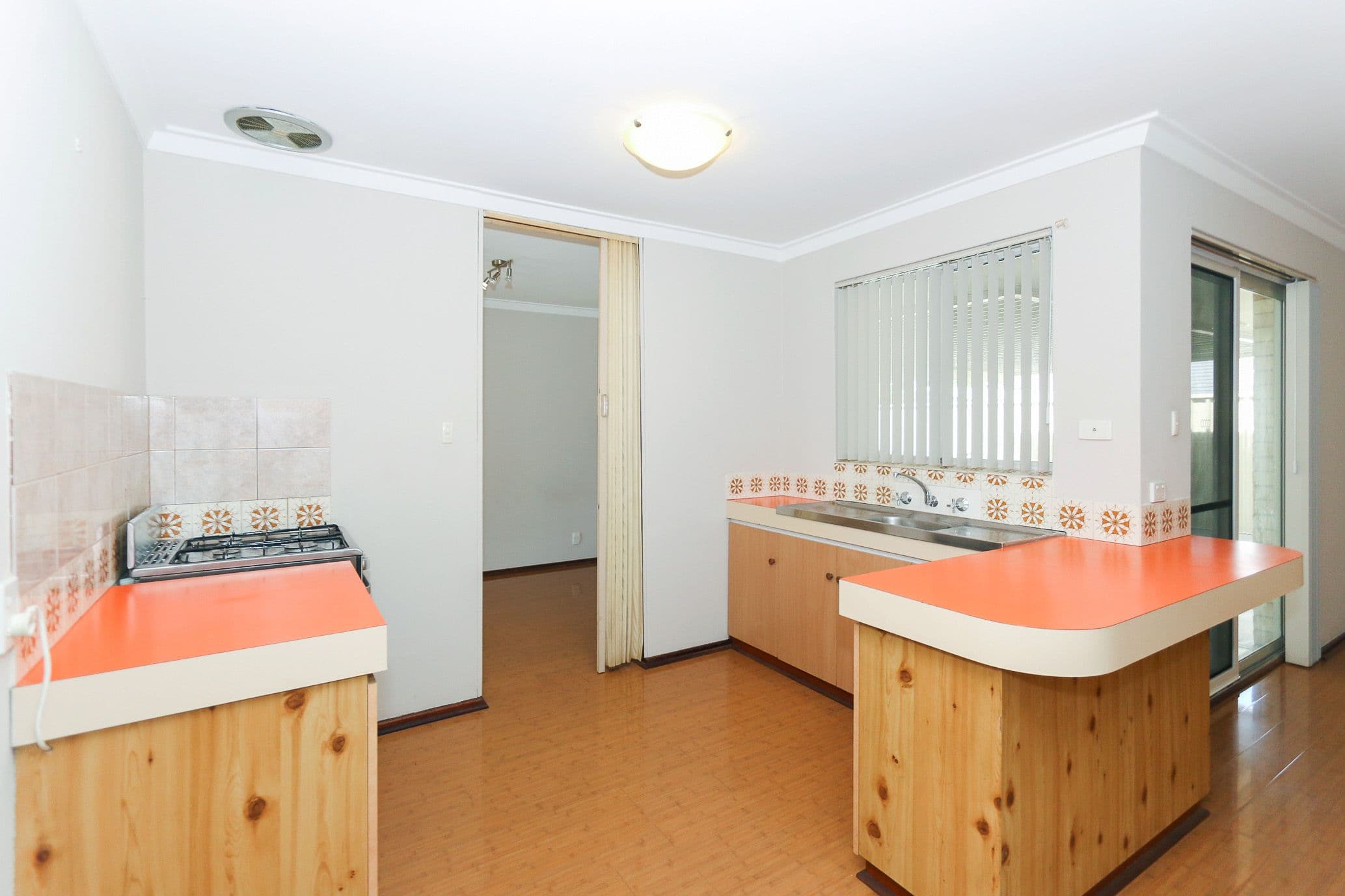 35 Pilkington Circus, Beechboro WA 6063, Beechboro - Thumbnail 4
