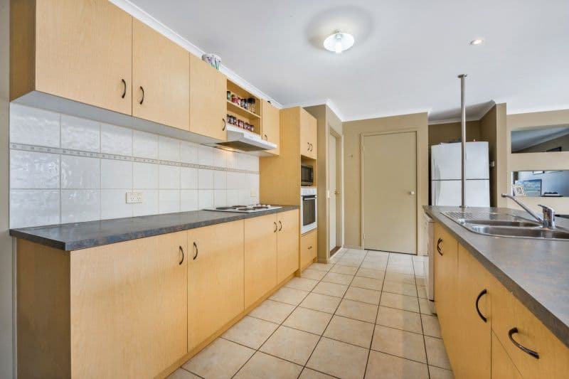 8 Oban Lane, Bannockburn VIC 3331, Bannockburn - Thumbnail 2