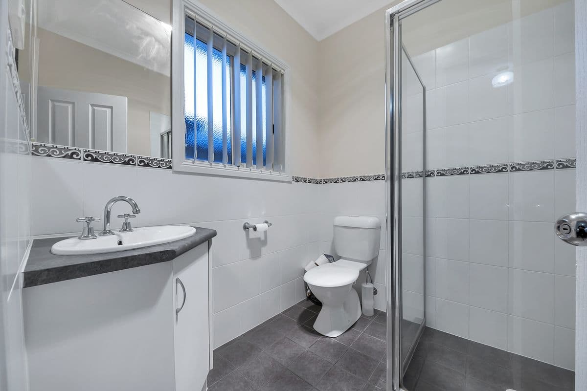 4 Cheryl Avenue, Valley View SA 5093, Valley View - Thumbnail 5