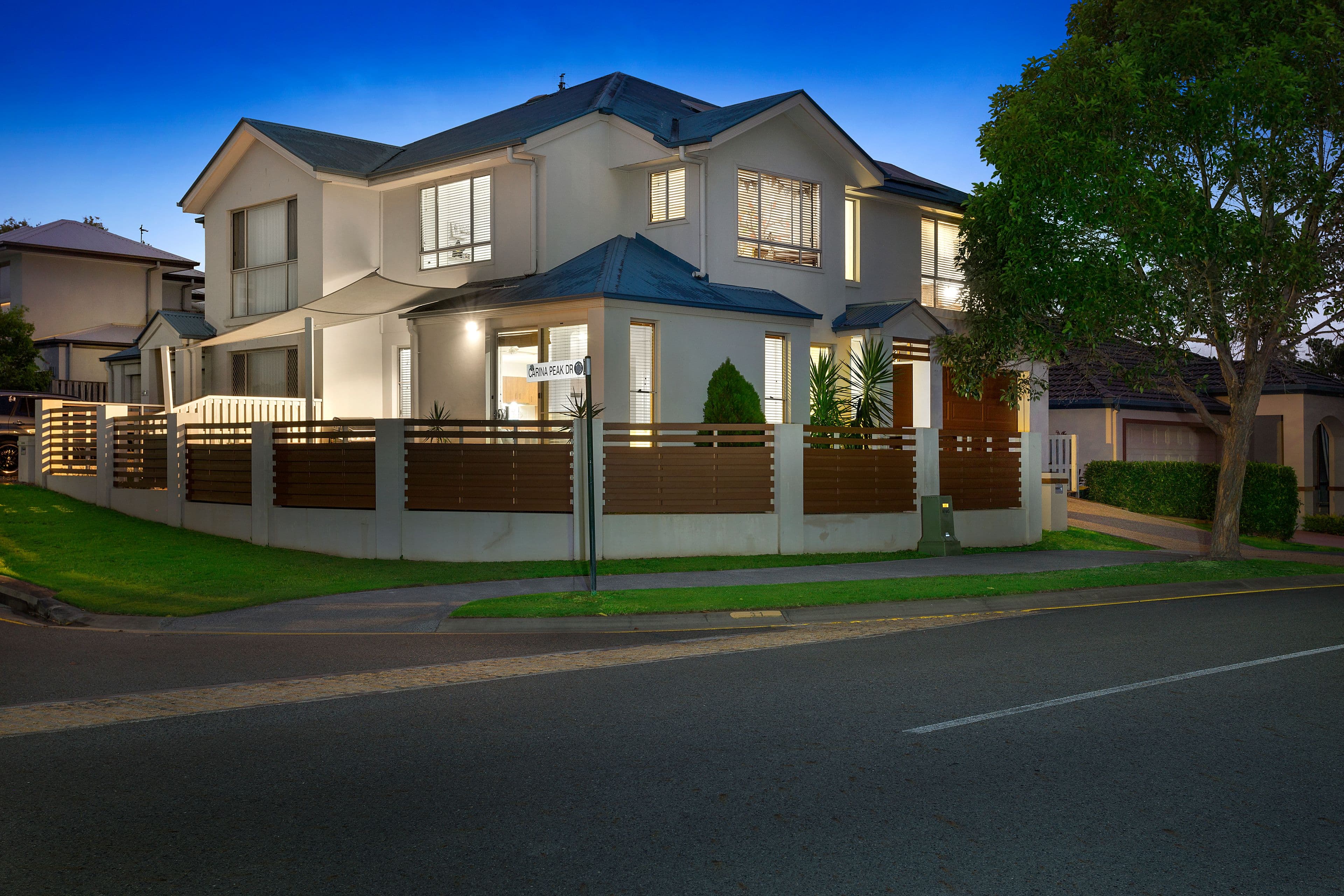 31 Hillridge Crescent, Varsity Lakes QLD 4227, Varsity Lakes - Thumbnail 2