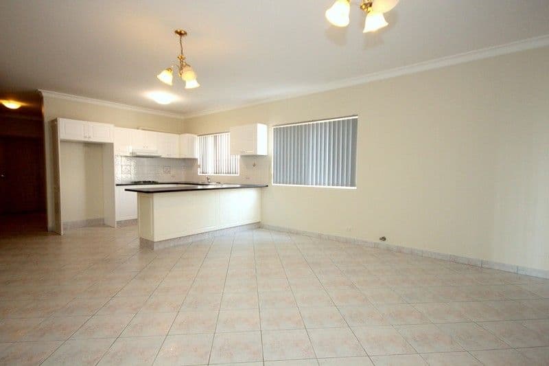 32 Verbena Avenue, Bankstown NSW 2200, Bankstown - Thumbnail 2