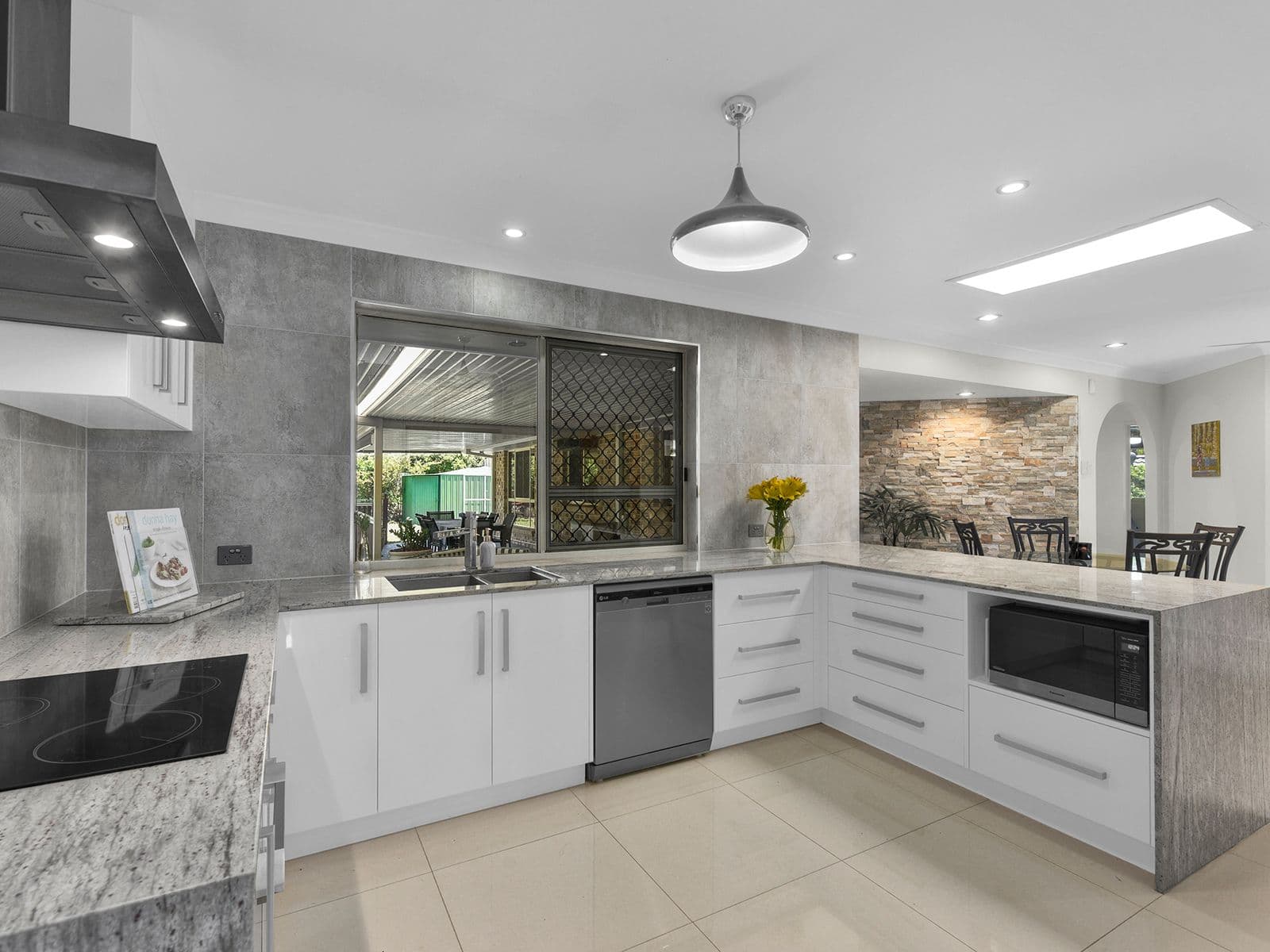 18 Glenvillan Place, Bridgeman Downs QLD 4035, Bridgeman Downs - Thumbnail 4