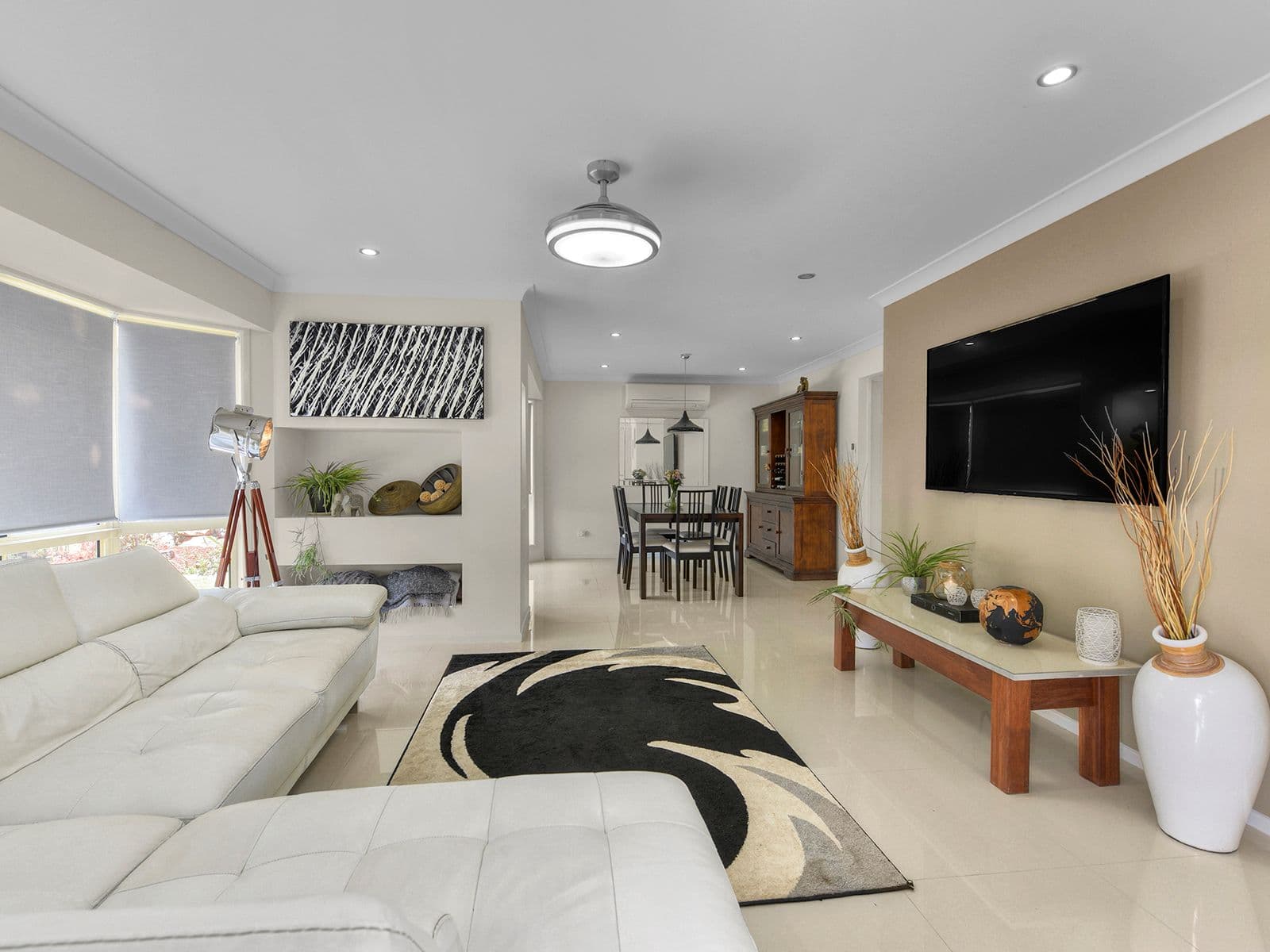 18 Glenvillan Place, Bridgeman Downs QLD 4035, Bridgeman Downs - Thumbnail 2