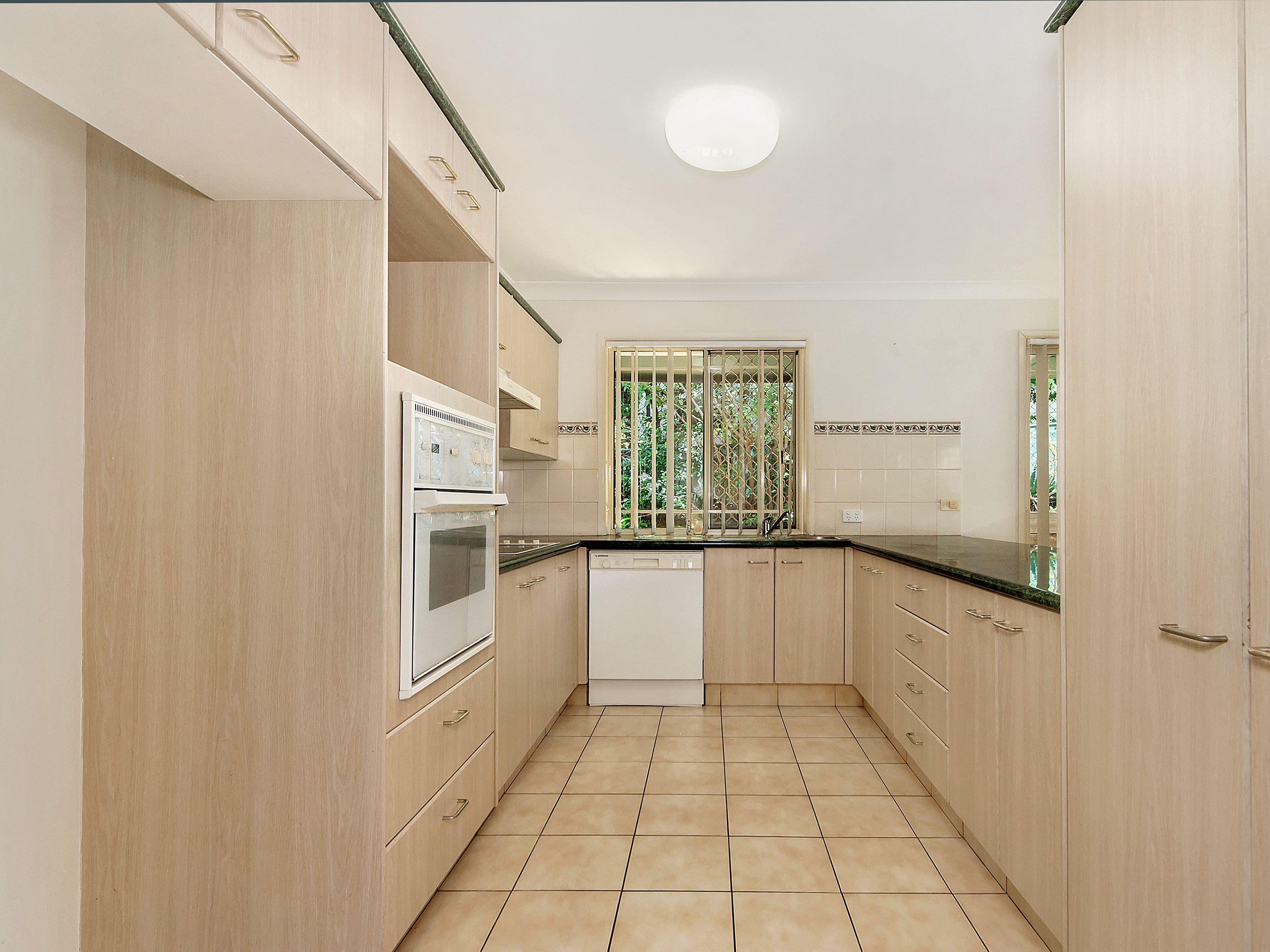 6B Centennial Place, Southport QLD 4215, Southport - Thumbnail 3