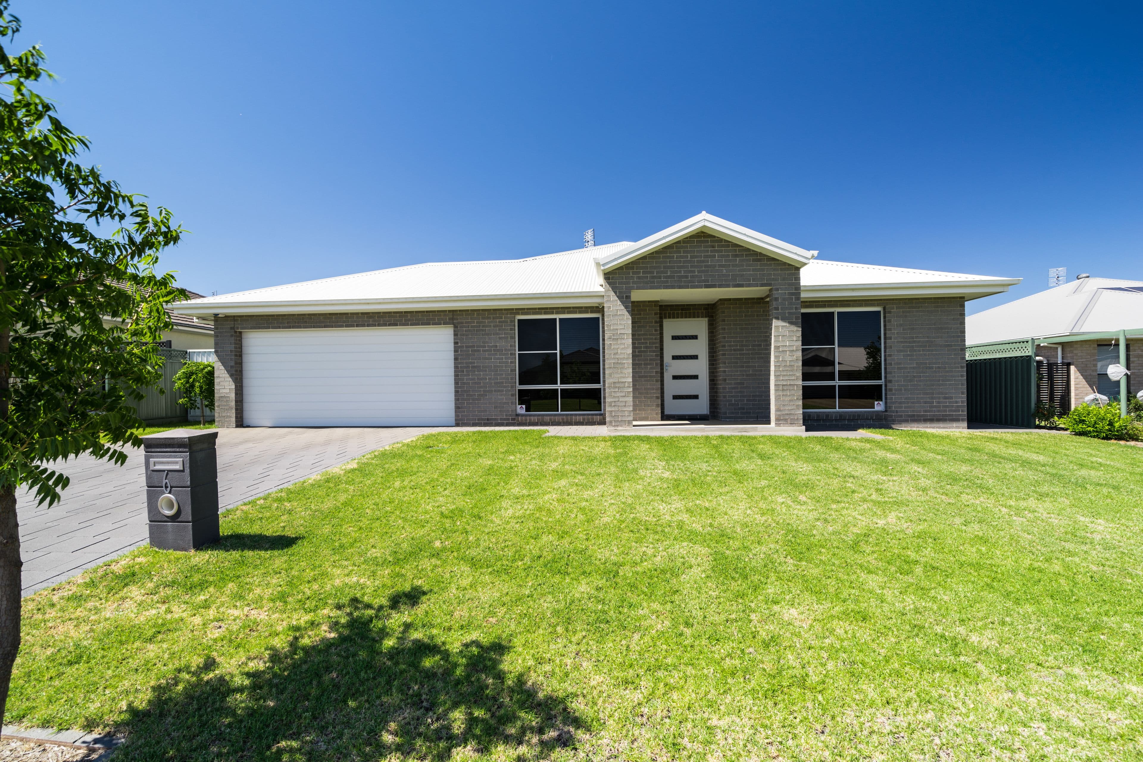 6 Aquarius Court, Dubbo - Image 1