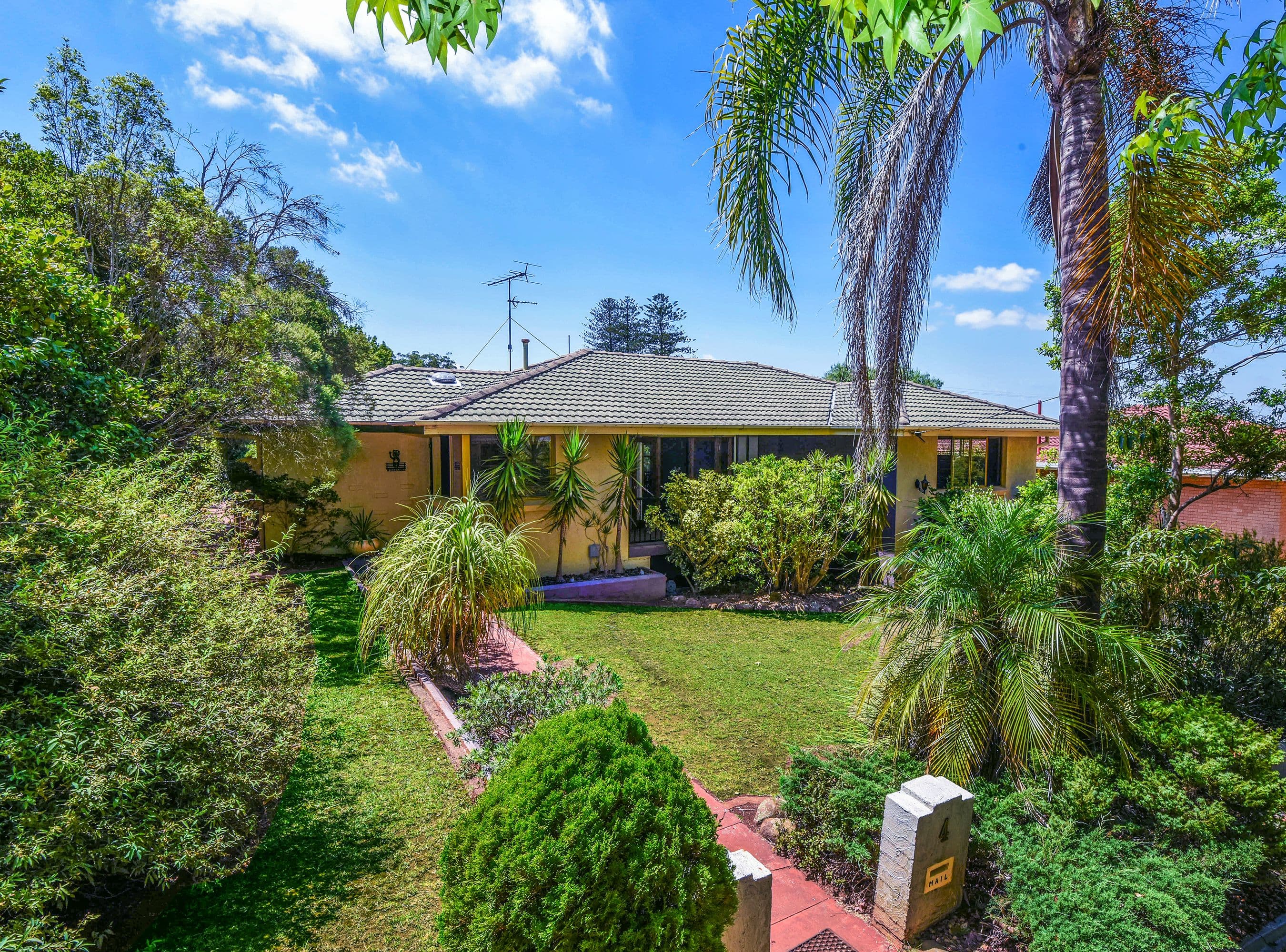 4 Rodway Crescent, RANGEVILLE QLD 4350, Rangeville - Image 1