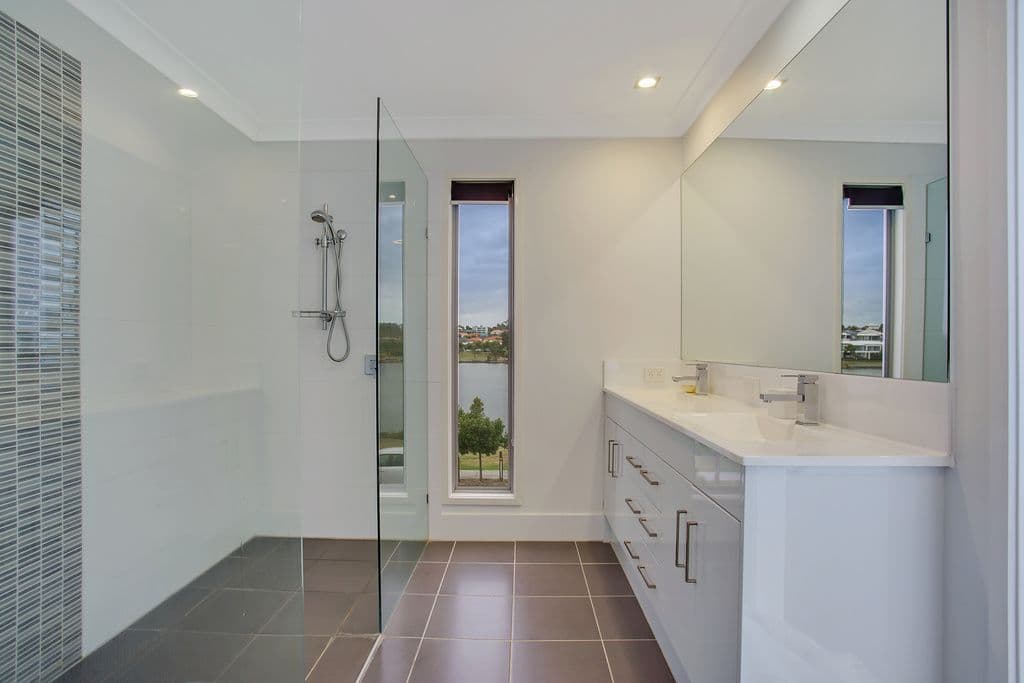 12 South Bay Drive, Varsity Lakes QLD 4227, Varsity Lakes - Thumbnail 2