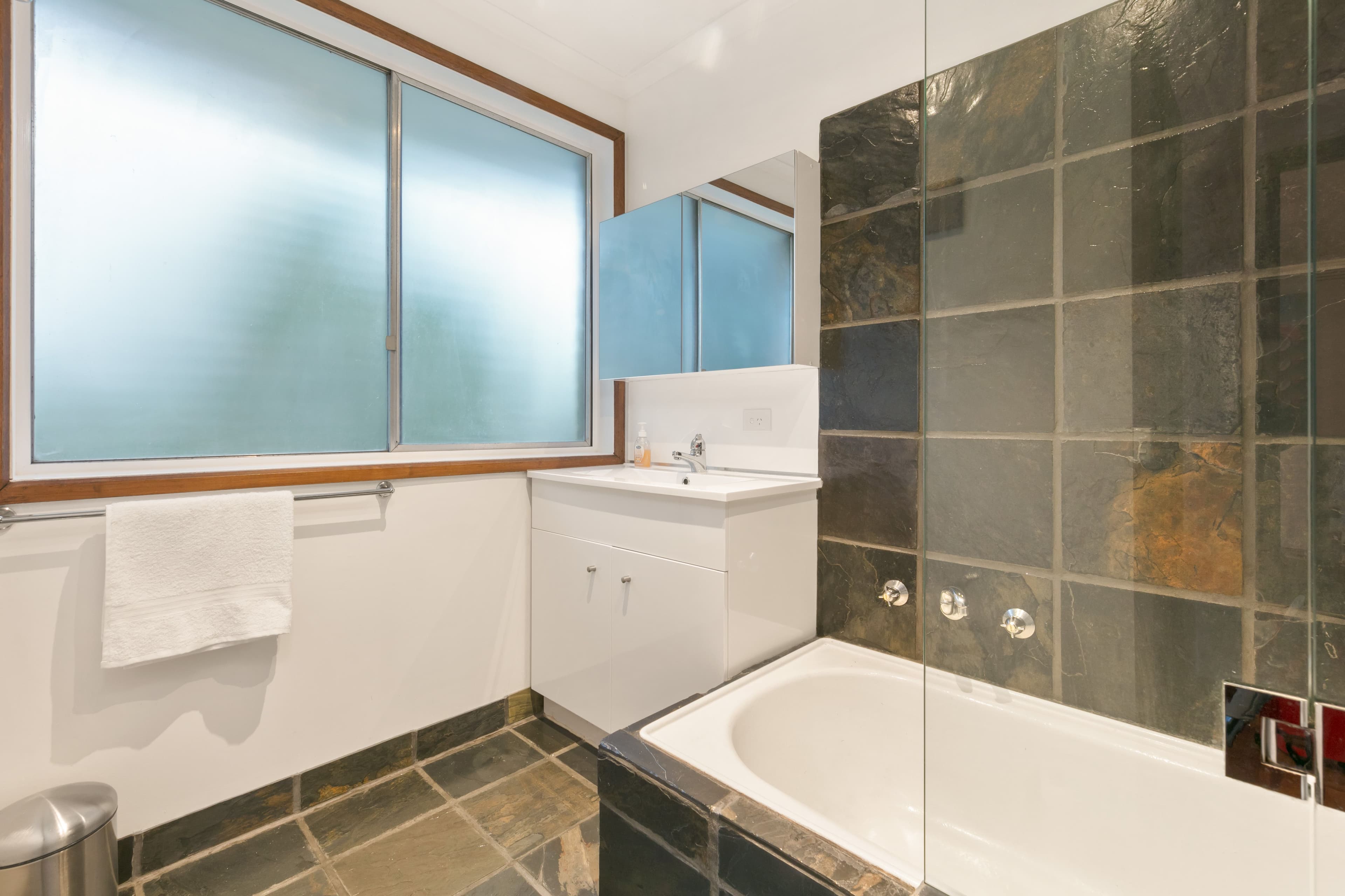 7 Weigela Court, Frankston VIC 3199, Frankston - Thumbnail 6