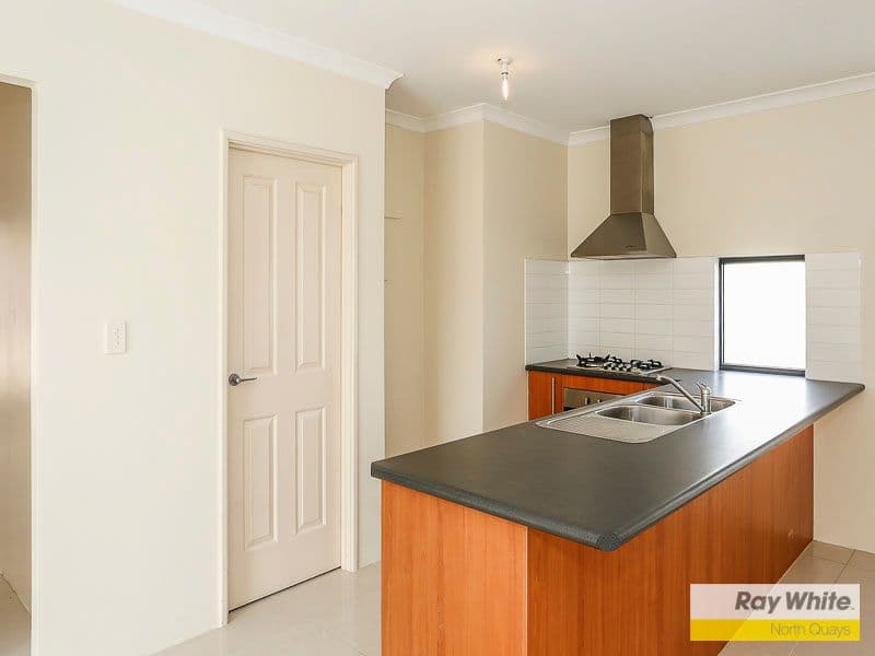 75 Oakdene Drive, Madeley WA 6065, Madeley - Thumbnail 6