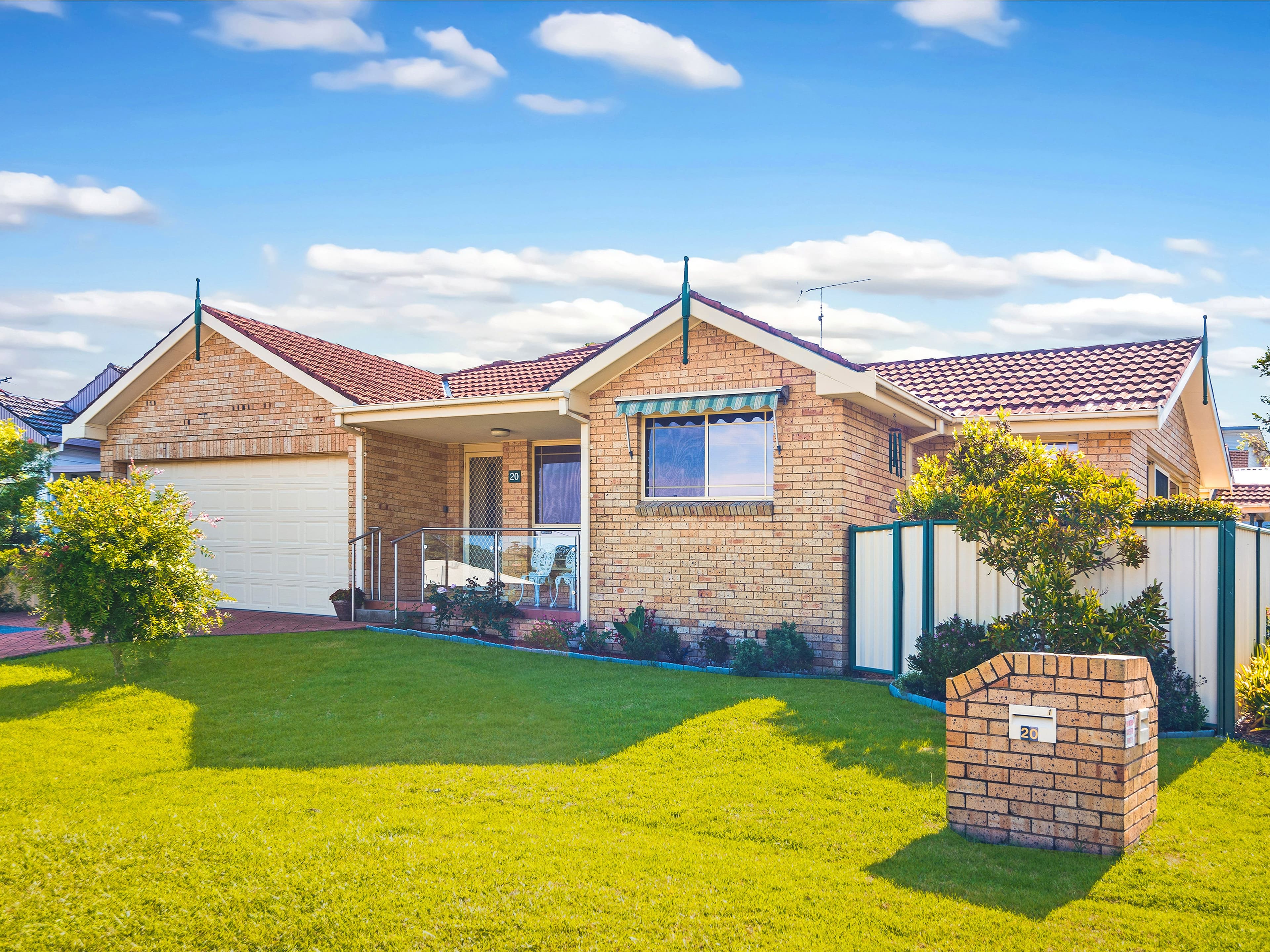 20 Hay Street, Helensburgh NSW 2508, Helensburgh - Image 1