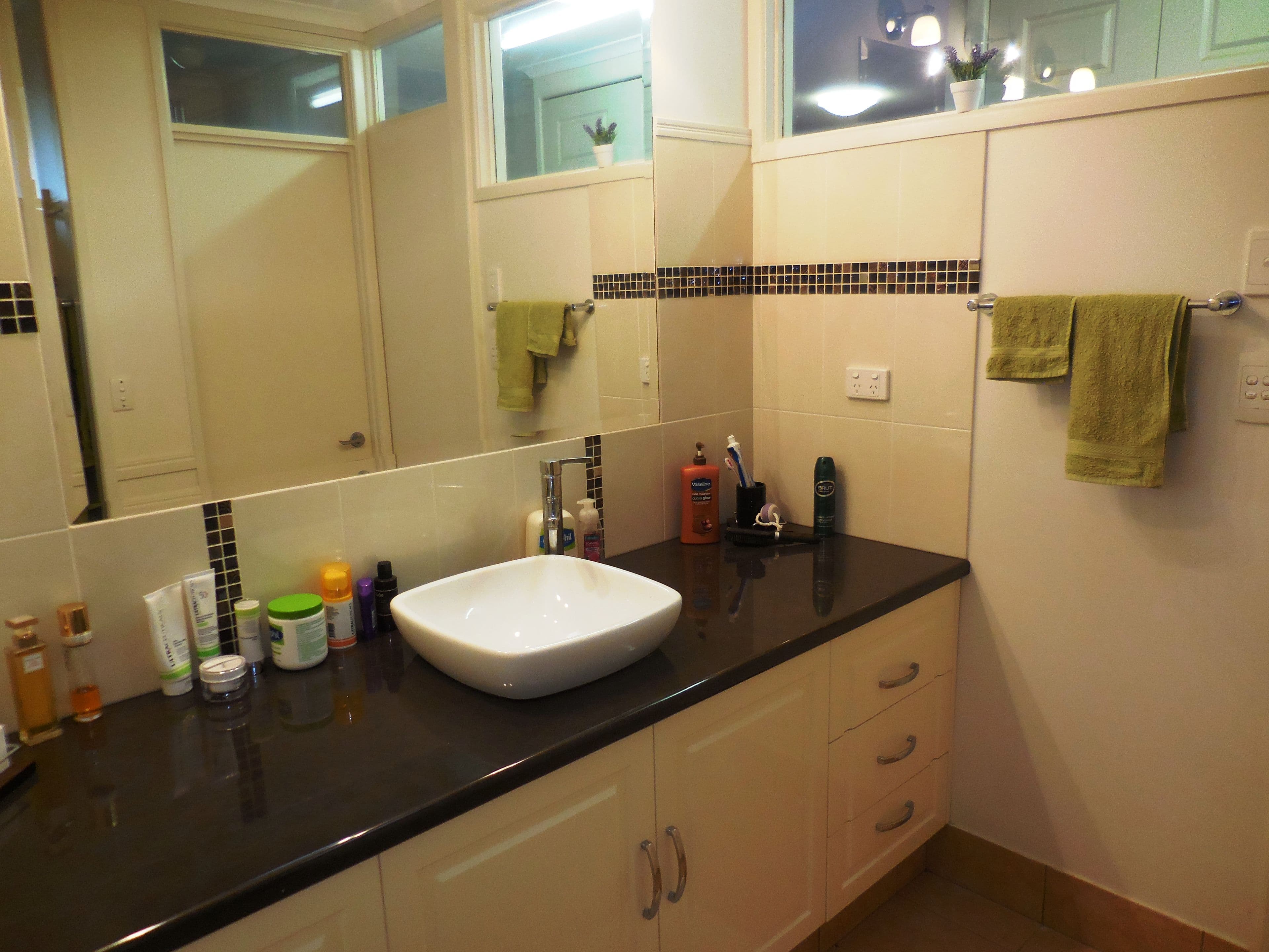 121 Johnstons Road, KINGAROY QLD 4610, Kingaroy - Thumbnail 3