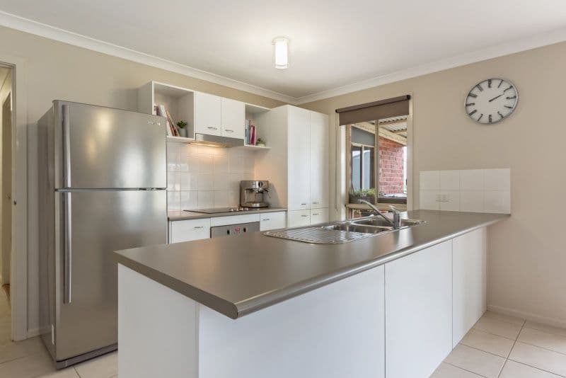 10 Willowbrae Way, Bannockburn VIC 3331, Bannockburn - Thumbnail 3