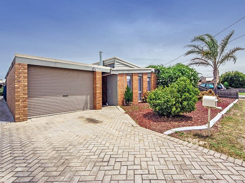1 Bennett Close, Hoppers Crossing VIC 3029, Hoppers Crossing - Thumbnail 2