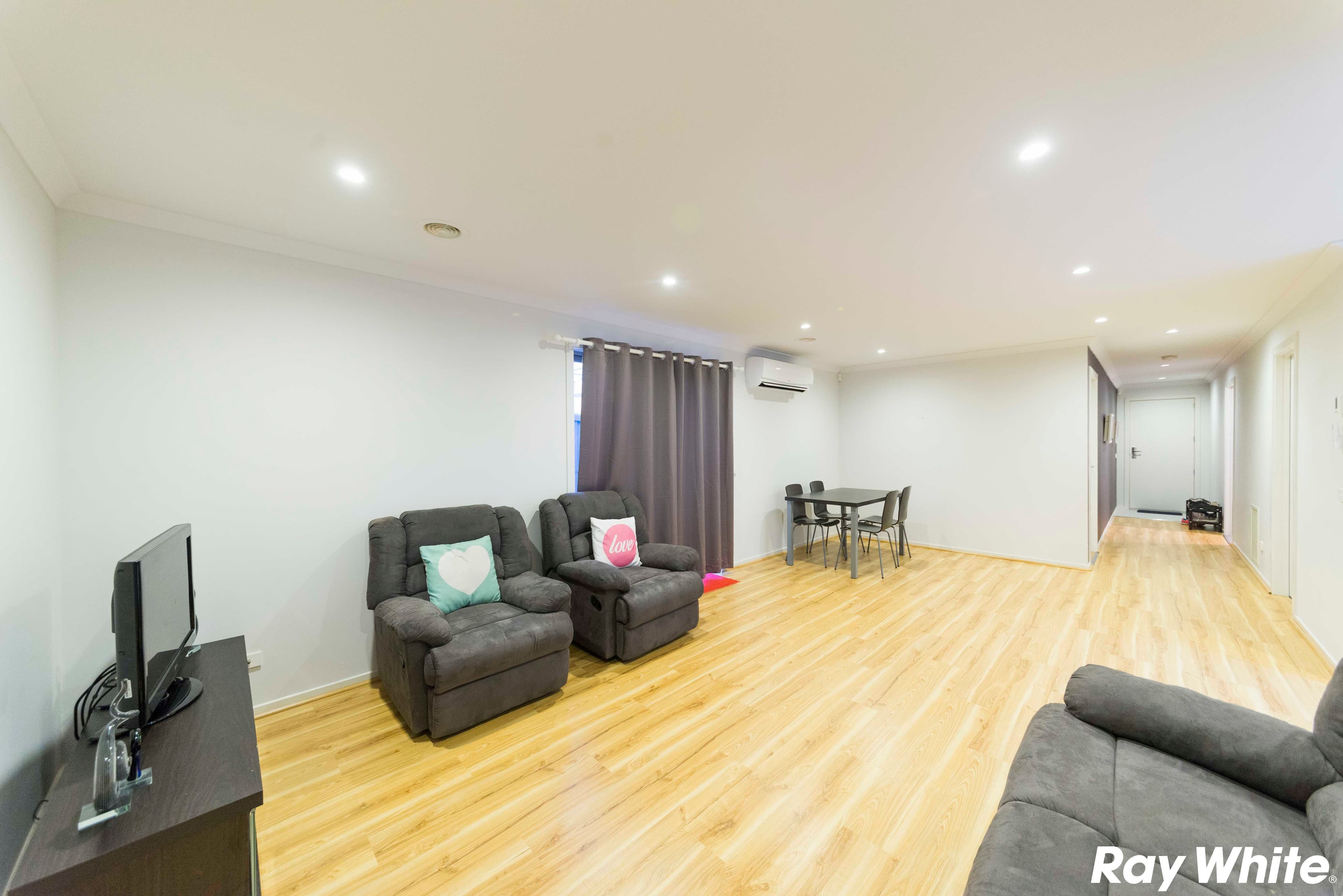 8 Braestar Street, Cranbourne VIC 3977, Cranbourne - Thumbnail 8
