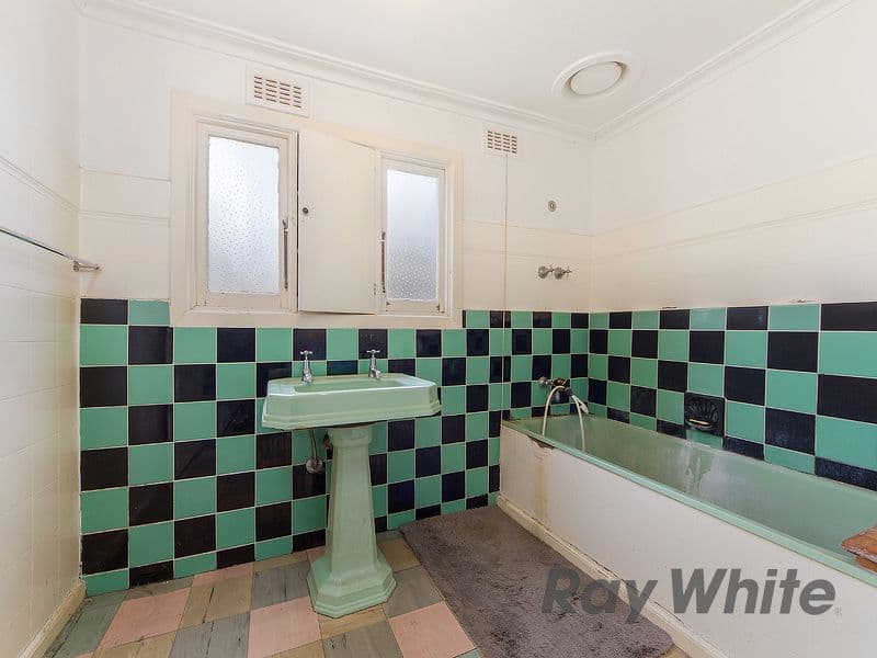 61 Walmer Avenue, St Albans VIC 3021, St Albans - Thumbnail 4