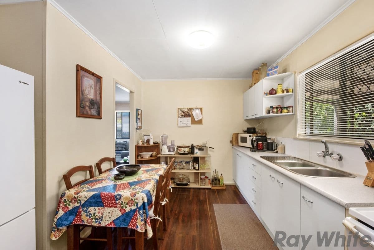 10 Gregory Avenue, Deception Bay QLD 4508, Deception Bay - Thumbnail 5