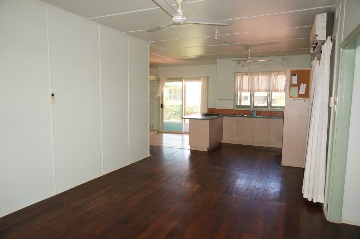 12 Fitzhardinge Street, Exmouth WA 6707, Exmouth - Thumbnail 3