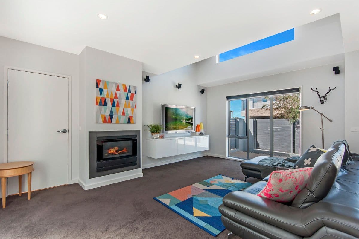 2 Jedburgh Way, Warrnambool VIC 3280, Warrnambool - Thumbnail 2
