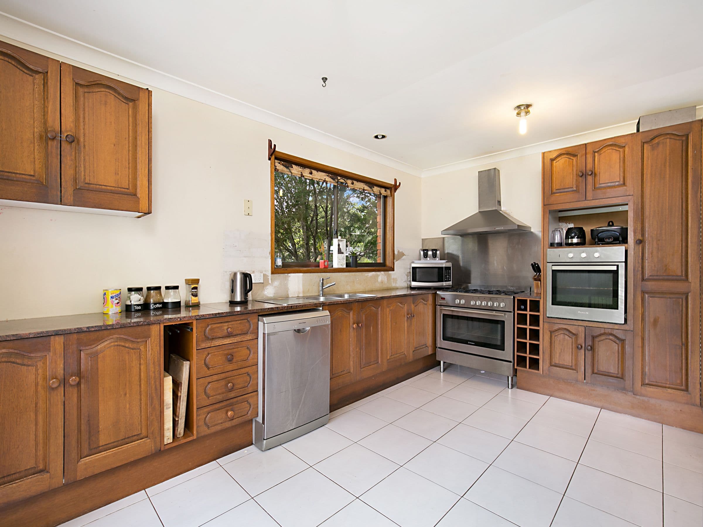 32 Adelong Road, Shailer Park QLD 4128, Shailer Park - Thumbnail 4