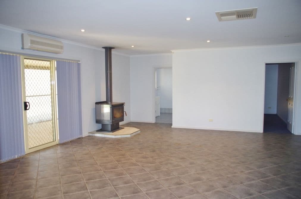 243 Twentyfirst Street, Renmark SA 5341, Renmark - Thumbnail 5