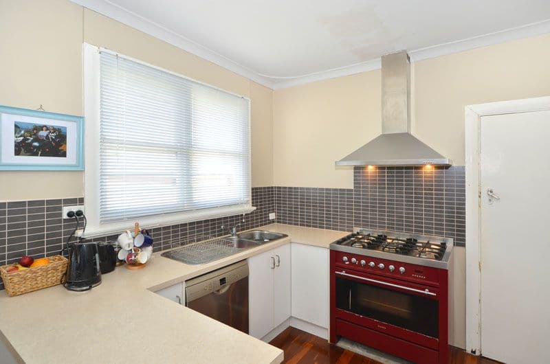 6 Mcleod Street, Mira Mar WA 6330, Mira Mar - Thumbnail 2