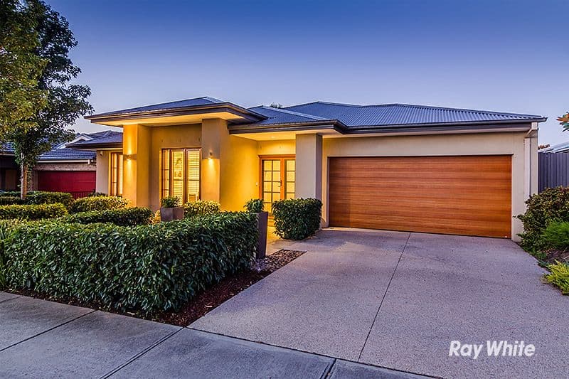 6 Nature Circuit, Cranbourne North VIC 3977, Cranbourne North - Image 1