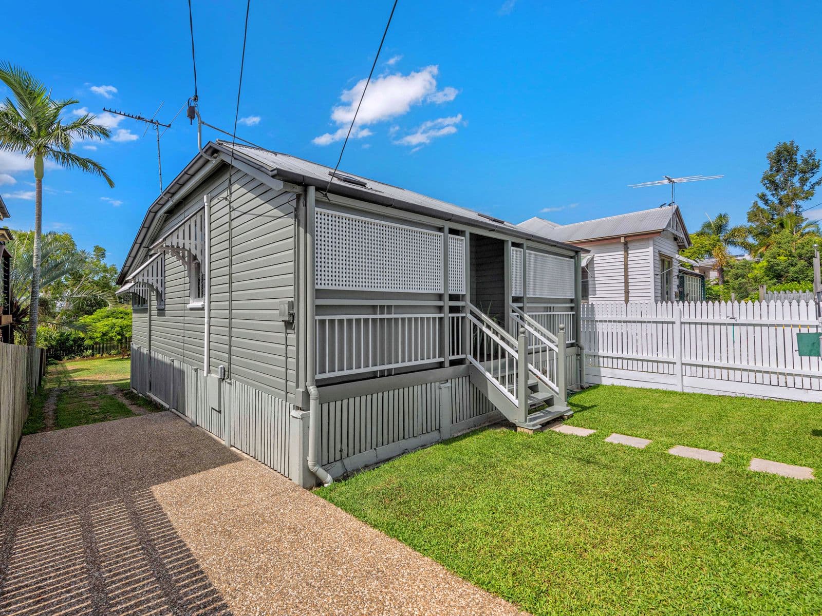 22 Macrossan Avenue, Norman Park QLD 4170, Norman Park - Thumbnail 2