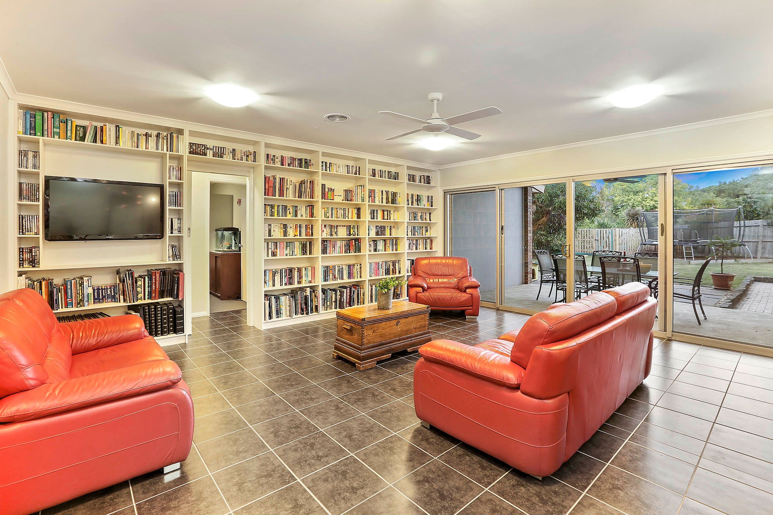 16 Thornbury Lane, Highton VIC 3216, Highton - Thumbnail 2