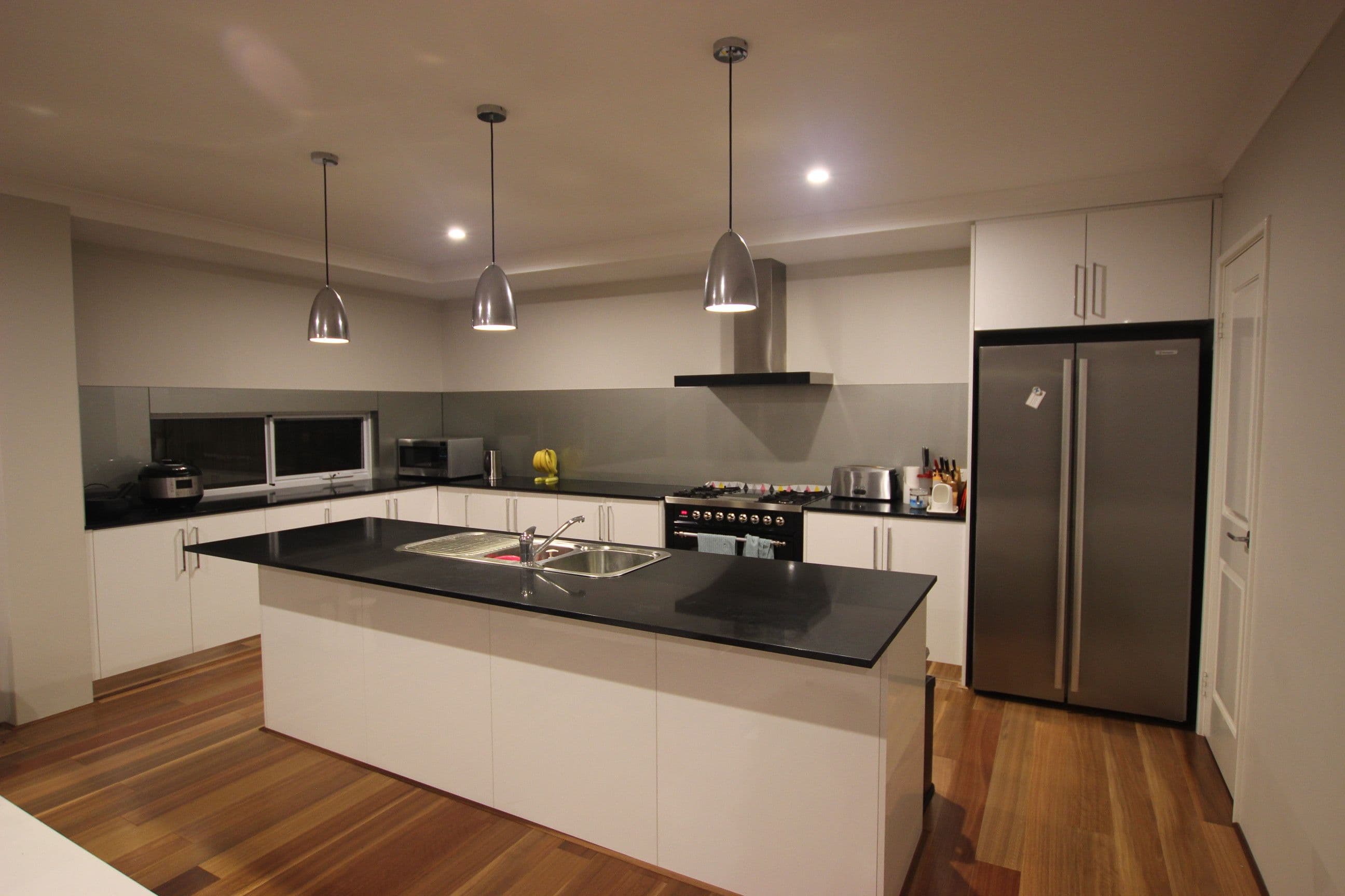 2/258 Fisher Street, Cloverdale WA 6105, Cloverdale - Thumbnail 2