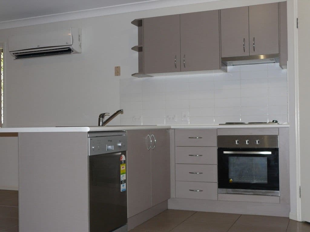 46 Hanover Drive, Pimpama QLD 4209, Pimpama - Thumbnail 3