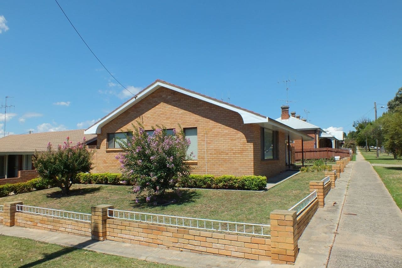 158 Seymour Street, Bathurst - Image 1