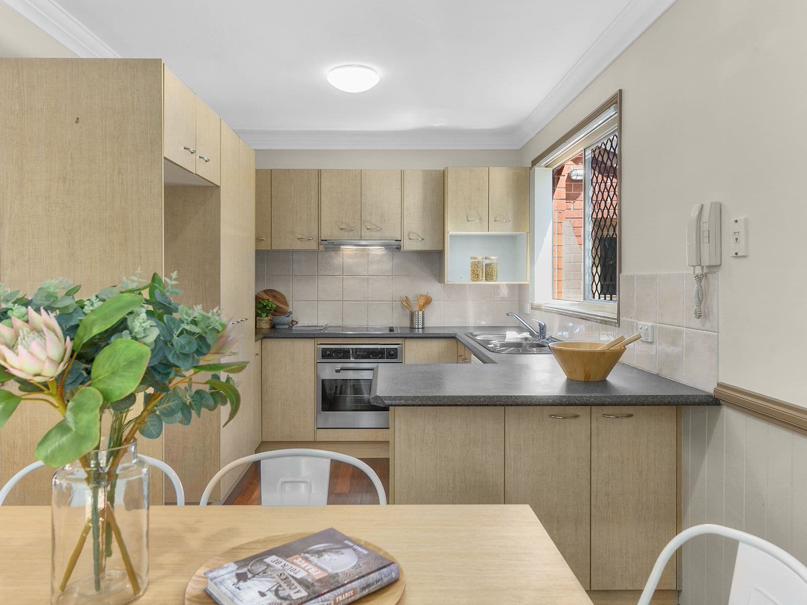 129 Franz Road, Clayfield QLD 4011, Clayfield - Thumbnail 4