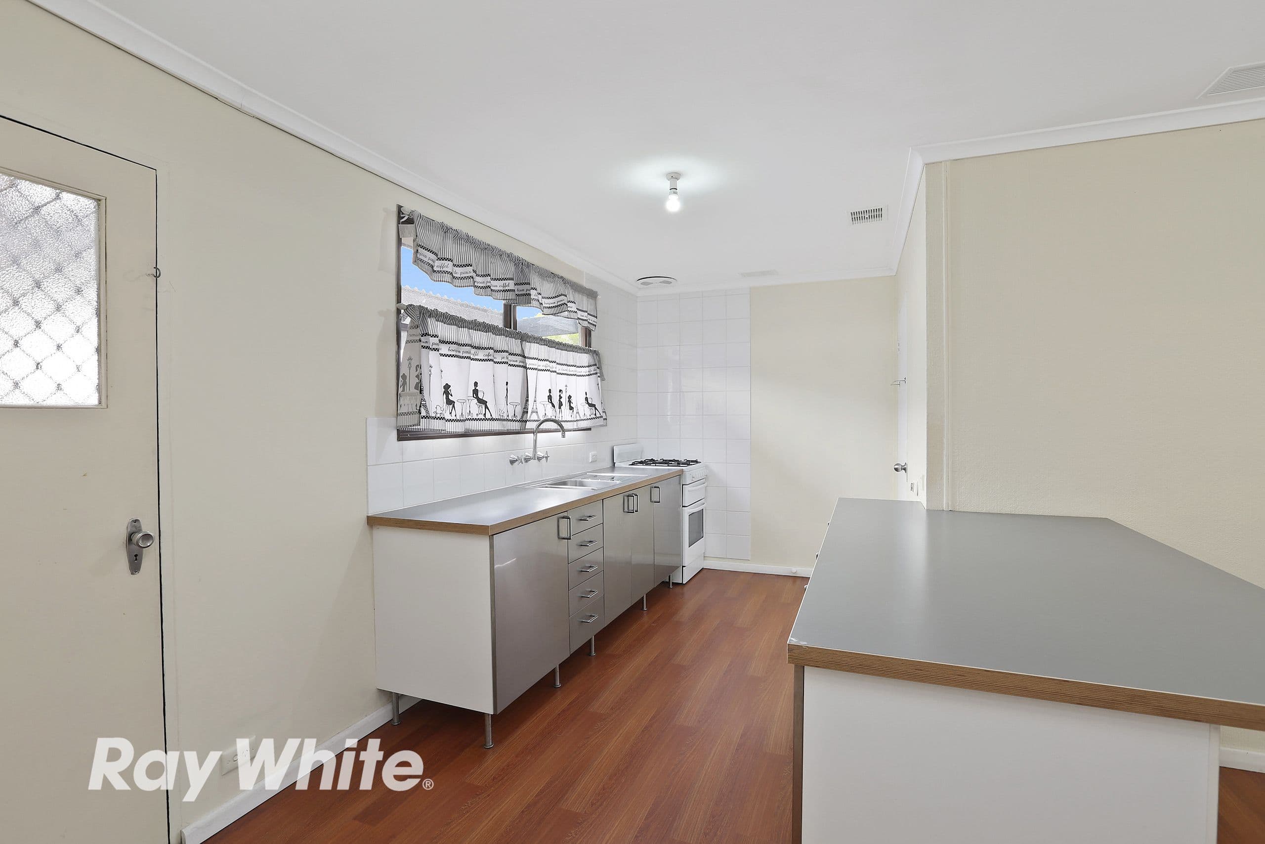 13 Chirnside Court, Corio VIC 3214, Corio - Thumbnail 3
