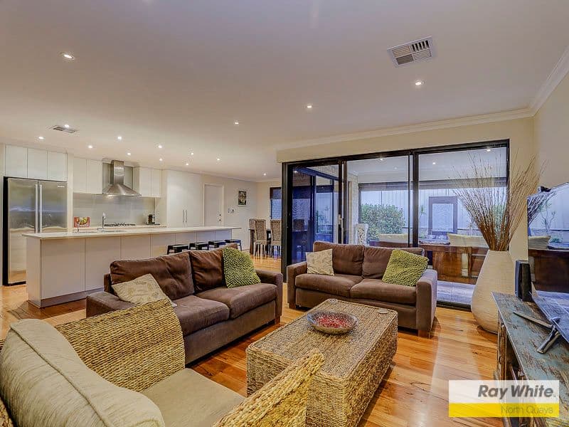 65 Russell Road, Madeley WA 6065, Madeley - Thumbnail 7