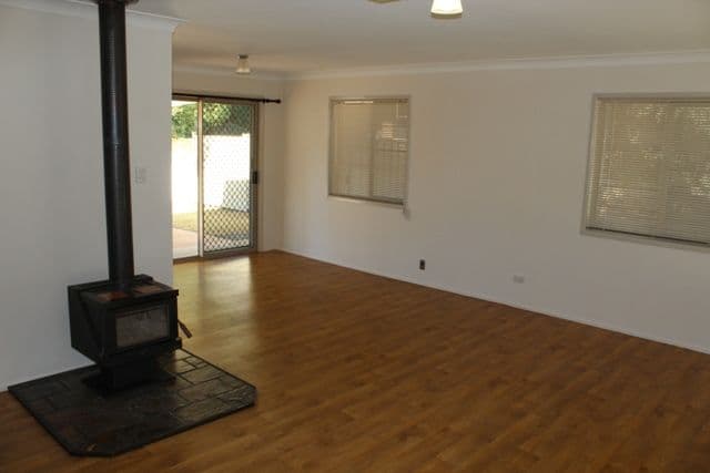 5 Jacaranda, Goondiwindi QLD 4390, Goondiwindi - Thumbnail 2