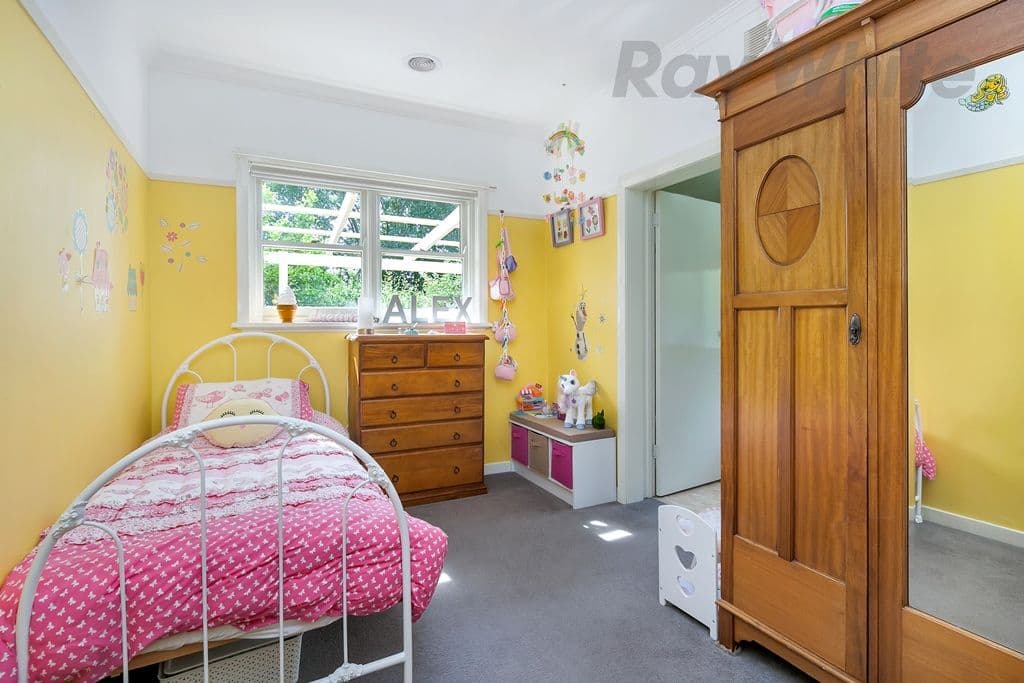13 Waller Avenue, Newington  Victoria  3350, Australia, Newington - Thumbnail 8
