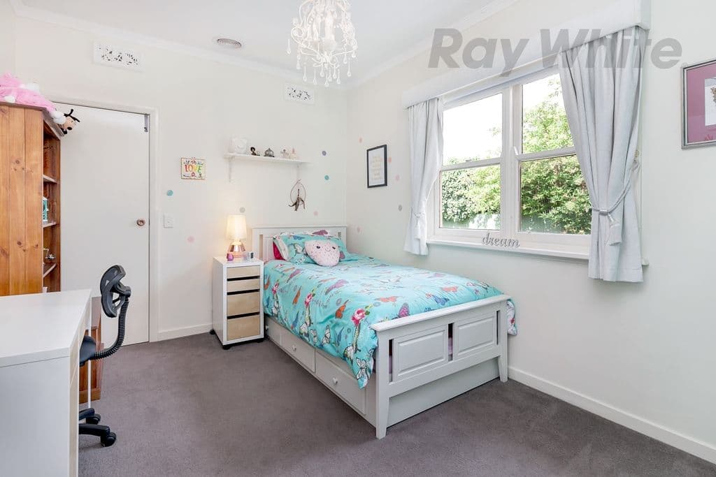 13 Waller Avenue, Newington  Victoria  3350, Australia, Newington - Thumbnail 7