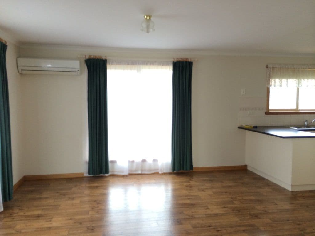 27 Rothesay Close, Newnham TAS 7248, Newnham - Thumbnail 3