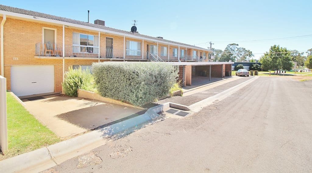 14 Wayeela Street, Griffith NSW 2680, Griffith - Image 1